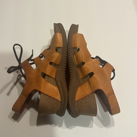 Bionica Sorena orange lace up sandals heel slip resistant leather upper & lining - Picture 3 of 10